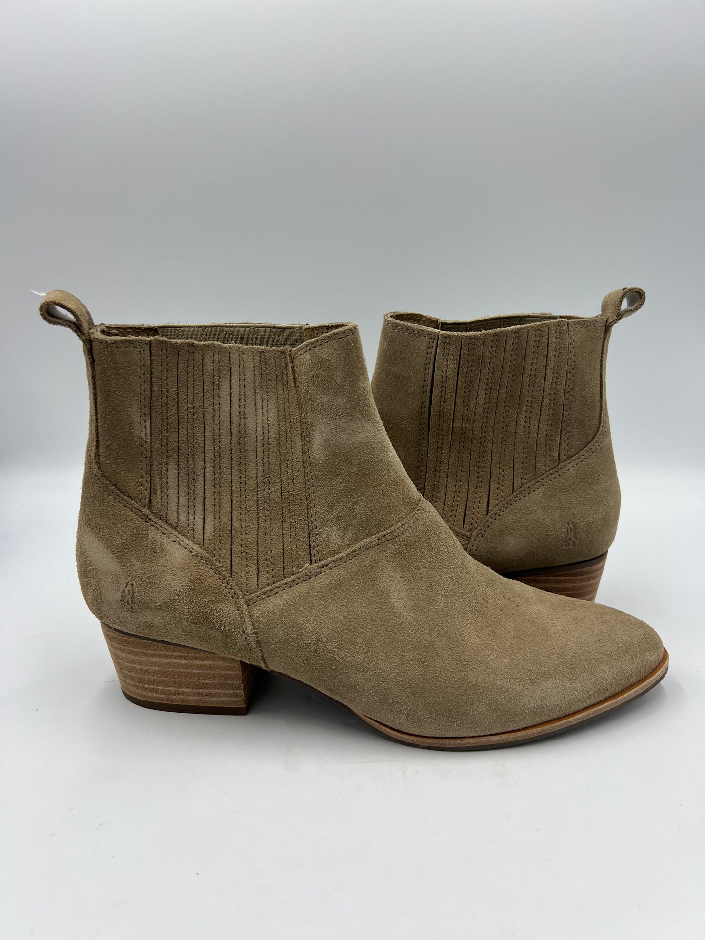 Like New! Boots By Hush Puppies In Taupe, Size: 9.5