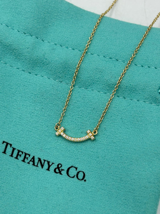 Tiffany & Company 18K T Smile Pendant Luxury Designer Necklace