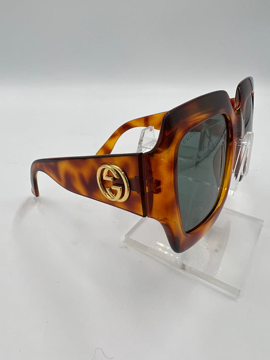 Gucci Interlocking GG Oversized Sunglasses w/ Case