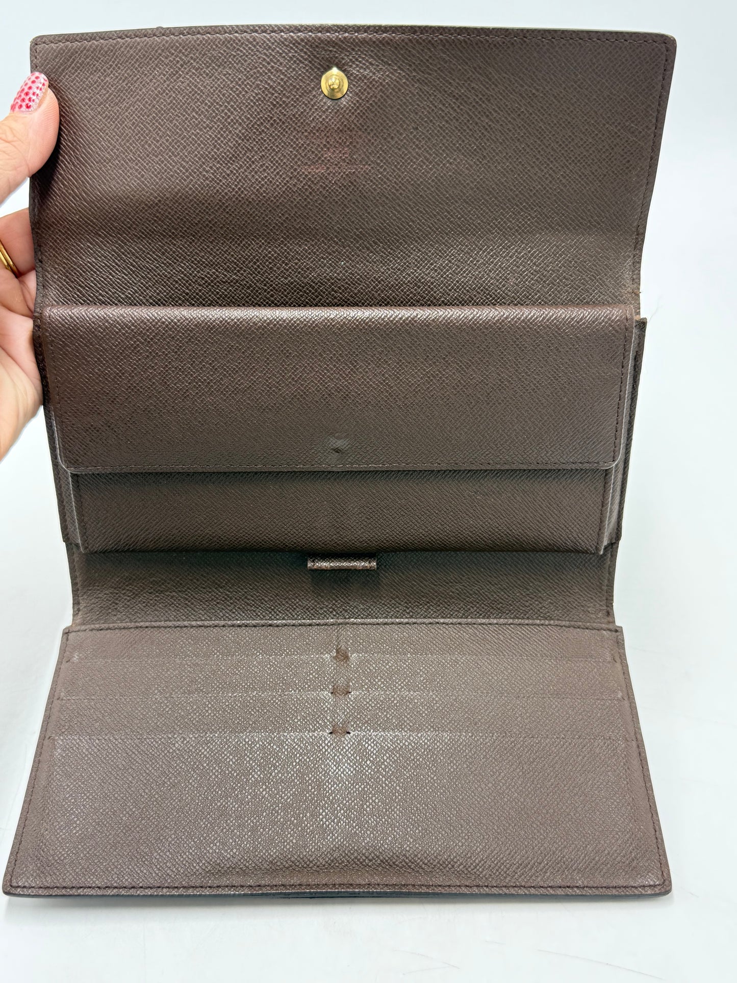 Louis Vuitton Sarah Luxury Wallet in Damier Ebene