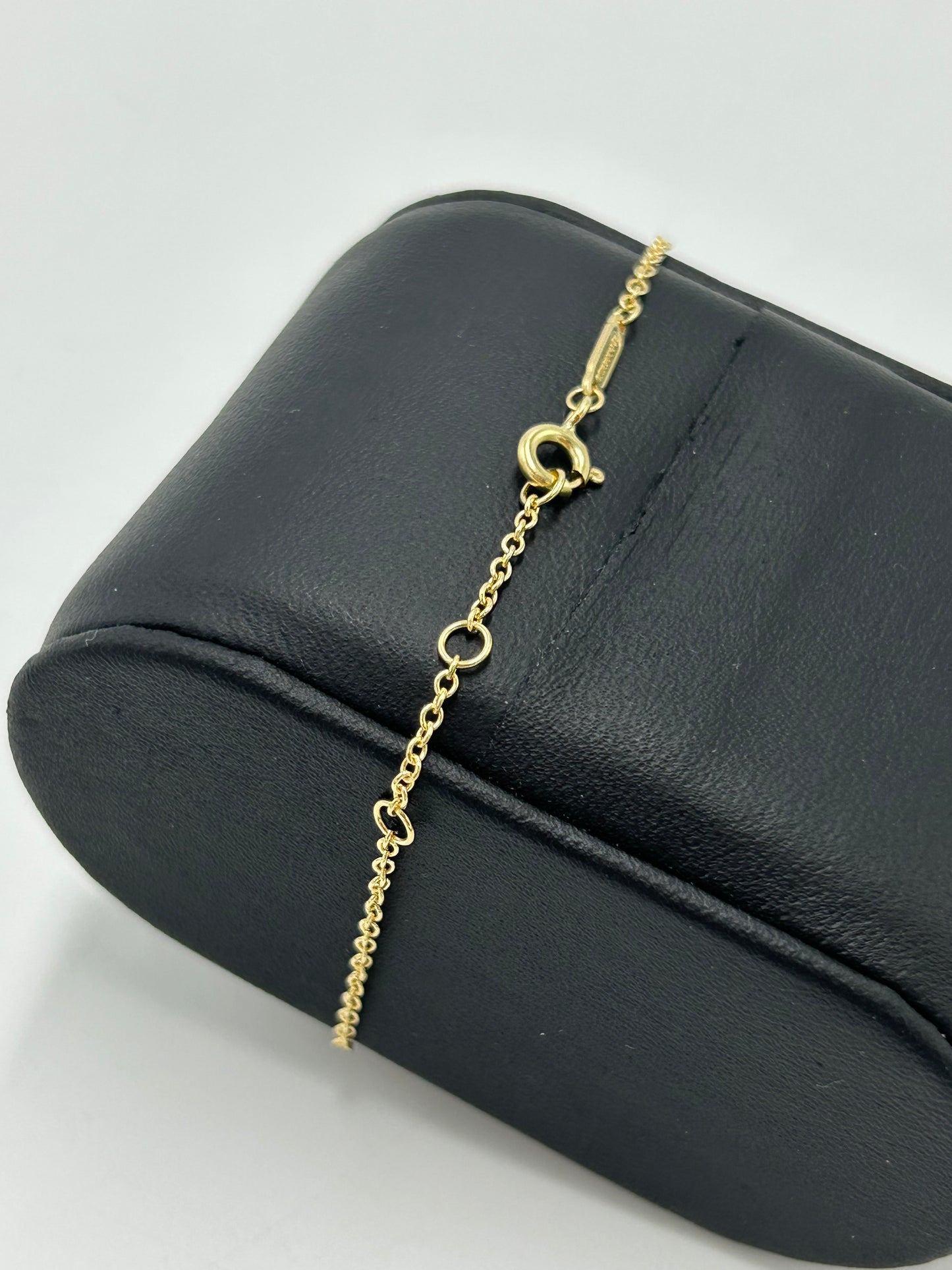 Tiffany & Company 18K Interlocking Circles Luxury Bracelet