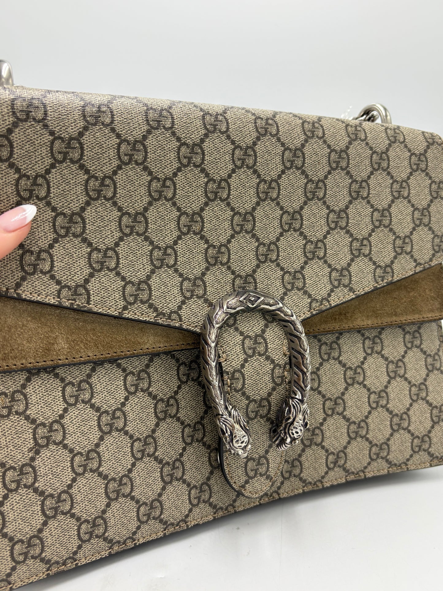 Gucci Dionysus GG Supreme Large Luxury Handbag