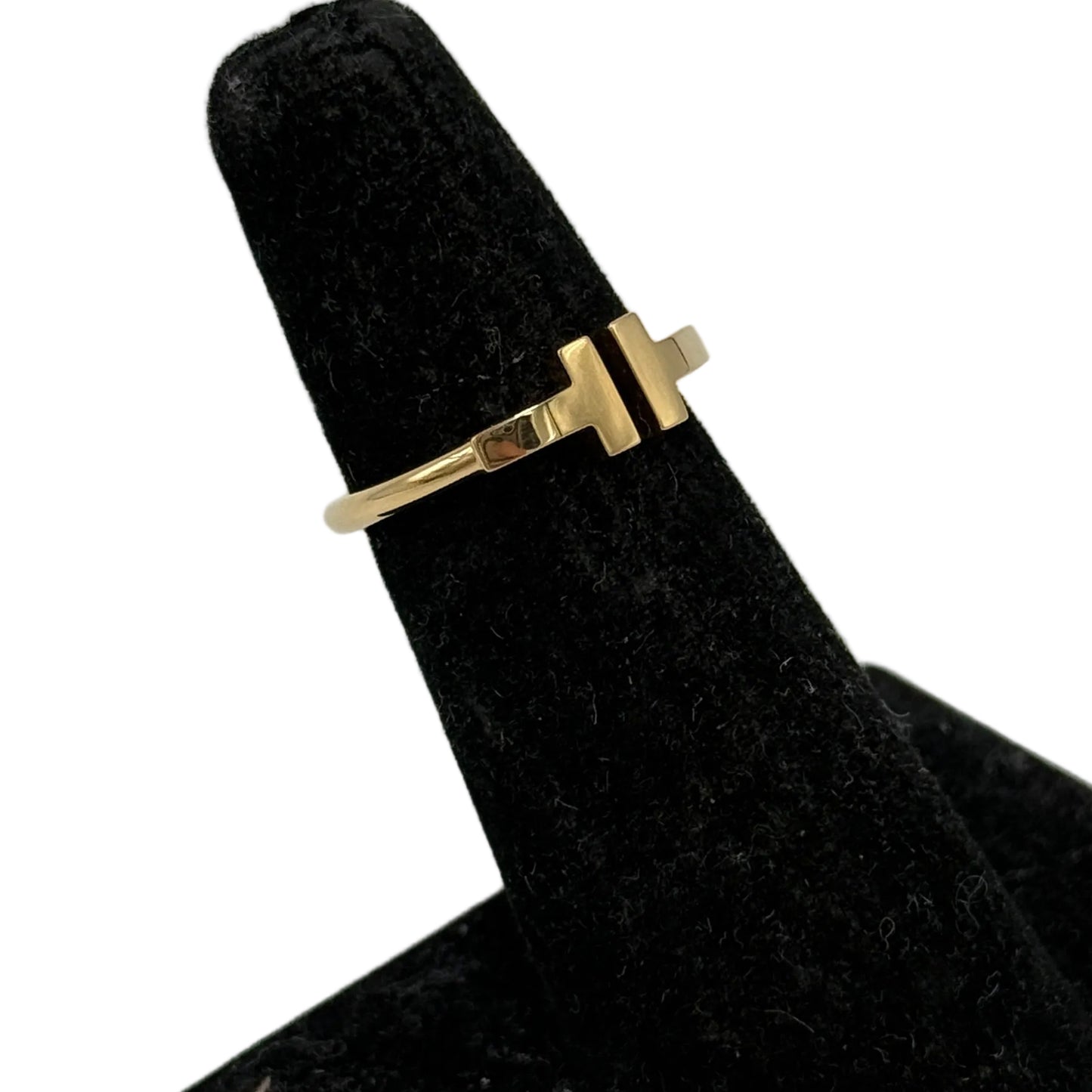 Tiffany & Company T Wire Luxury Ring in 18k Gold Size: 6