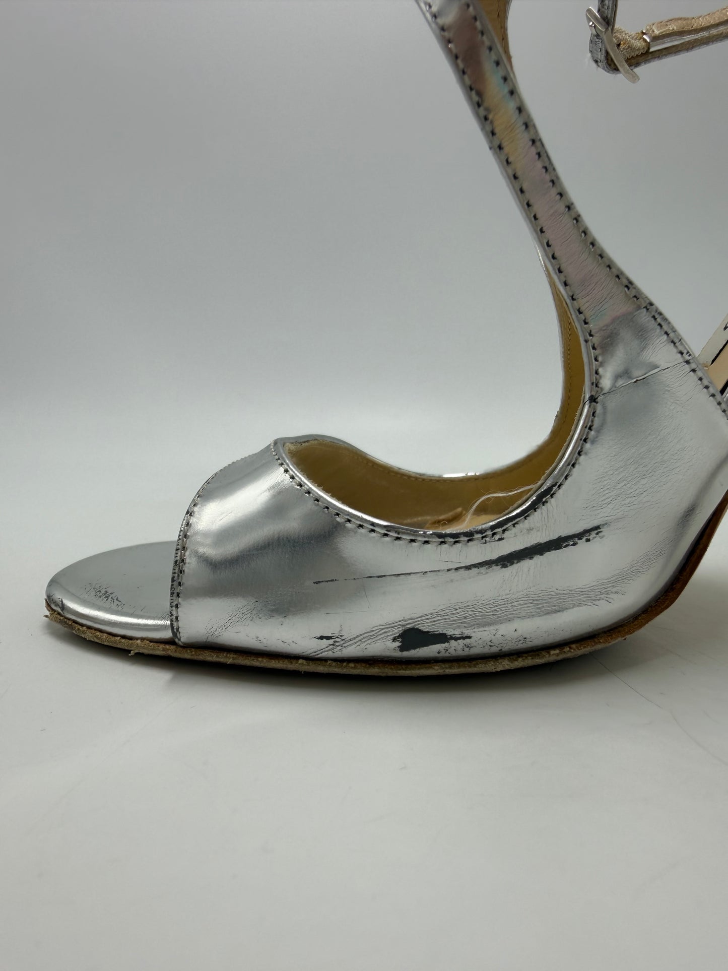 Shoes Luxury Designer By Jimmy Choo In Silver, Size: 8