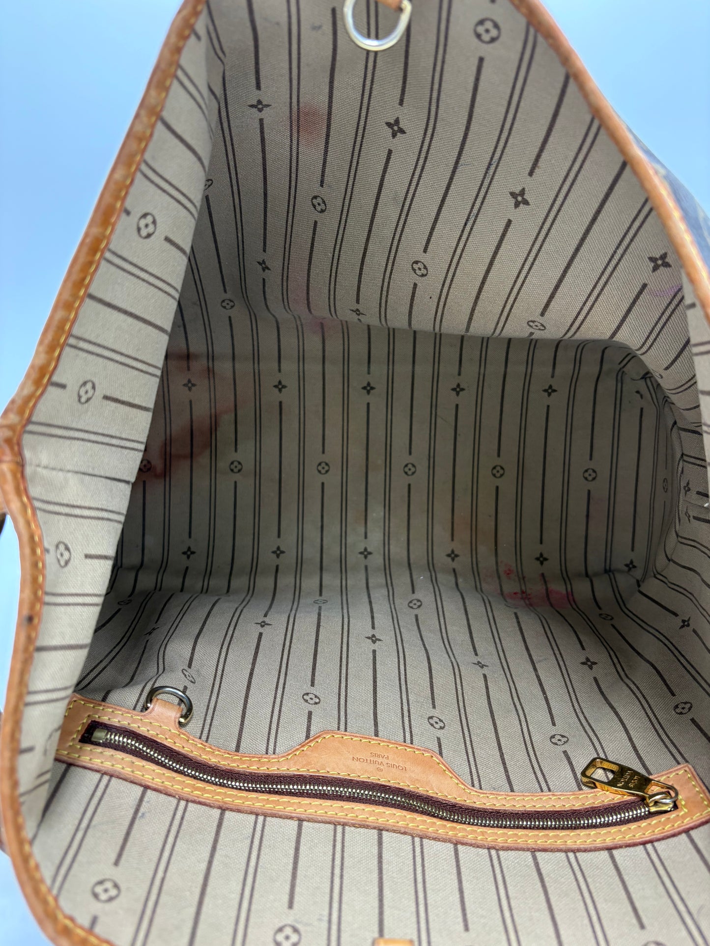 Louis Vuitton Delightful MM Hobo Luxury Handbag