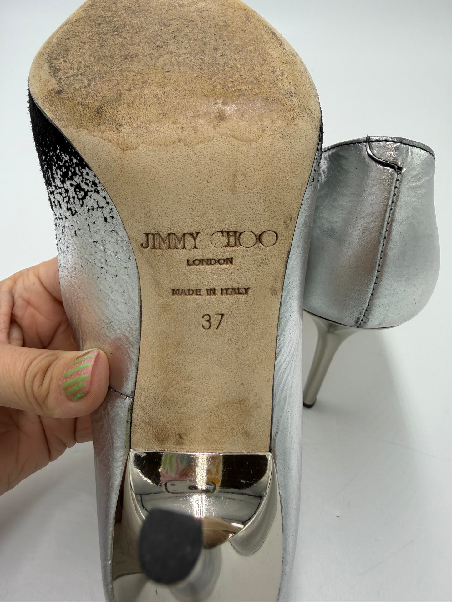 Shoes Luxury Designer By Jimmy Choo In Black & Silver, Size: 7