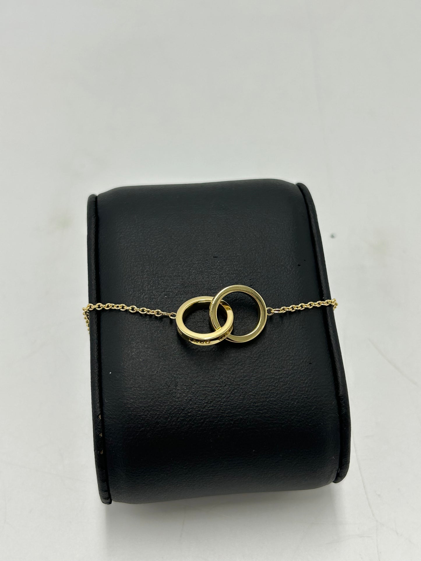 Tiffany & Company 18K Interlocking Circles Luxury Bracelet