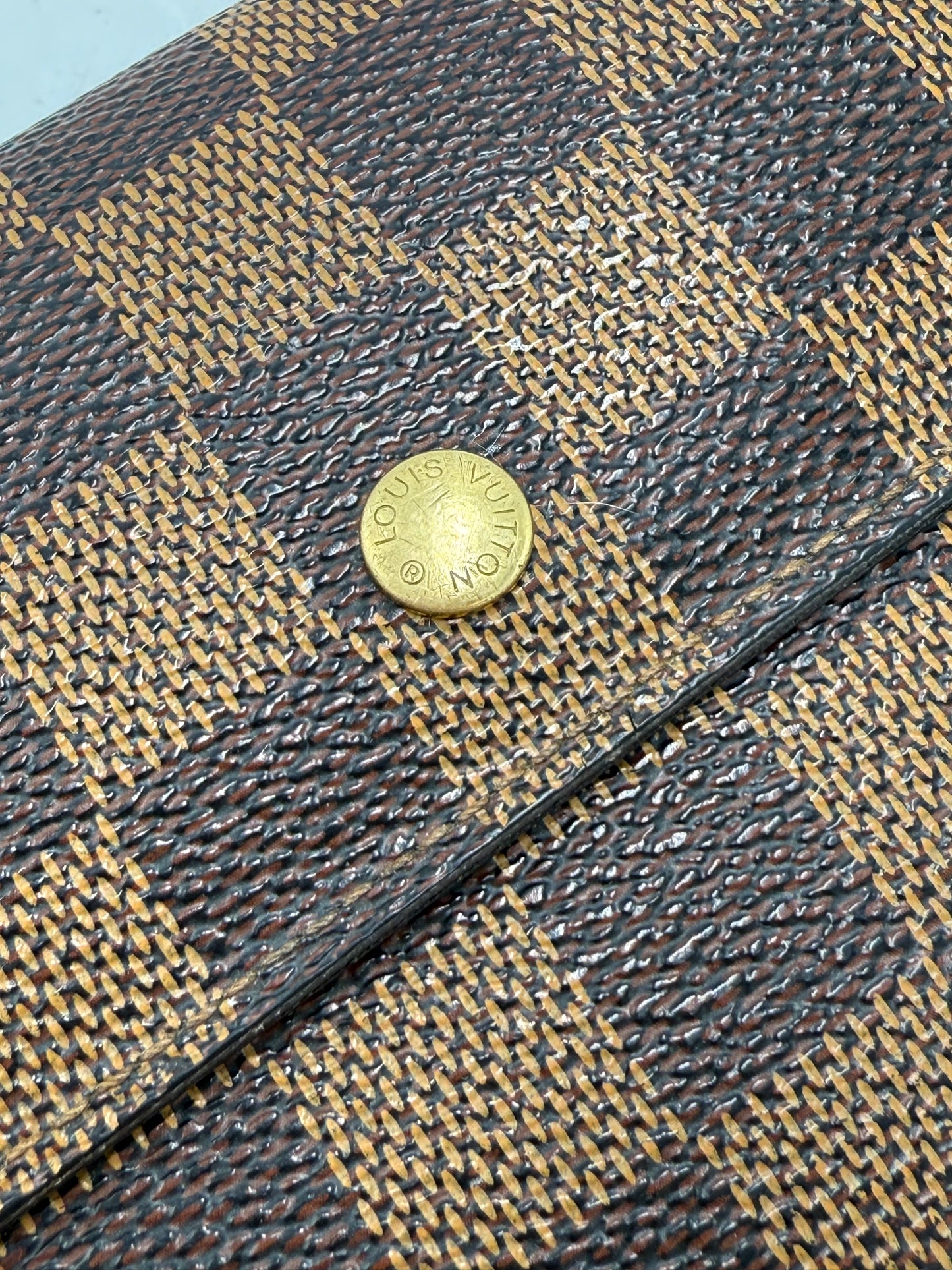 Louis Vuitton Sarah Luxury Wallet in Damier Ebene