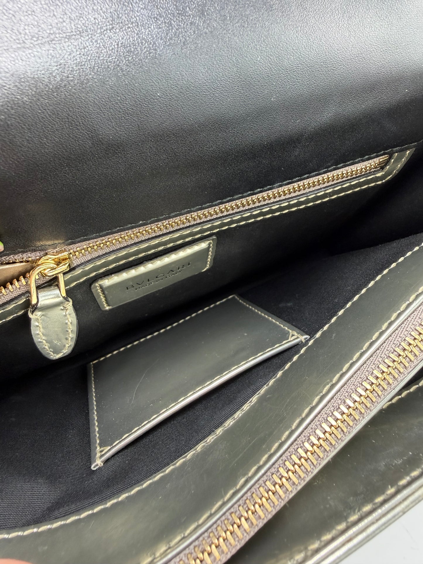 Handbag Luxury Designer By Bvlgari, Size: Medium