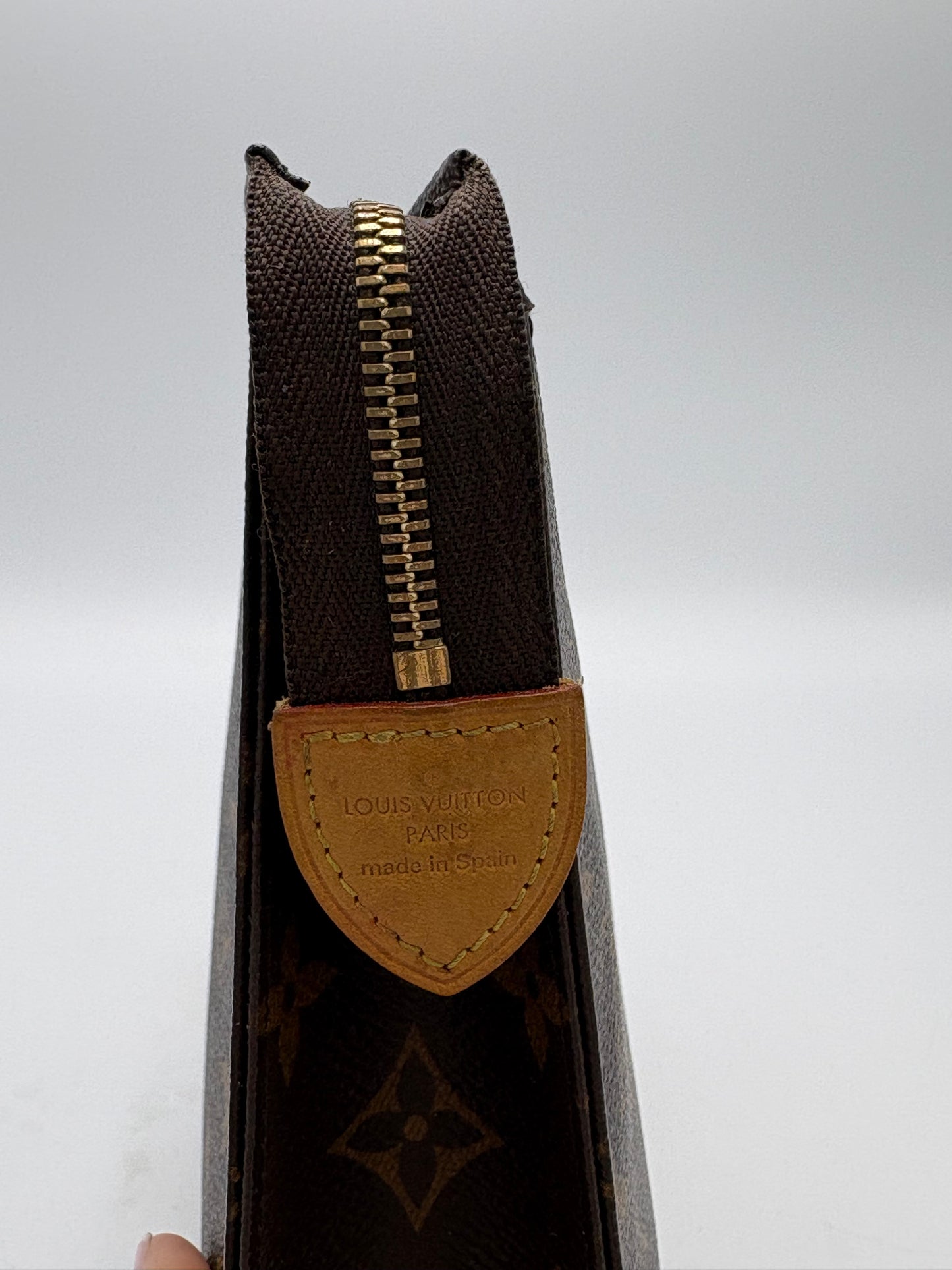 Louis Vuitton Monogram Toiletry Pouch 26 Luxury Makeup Bag