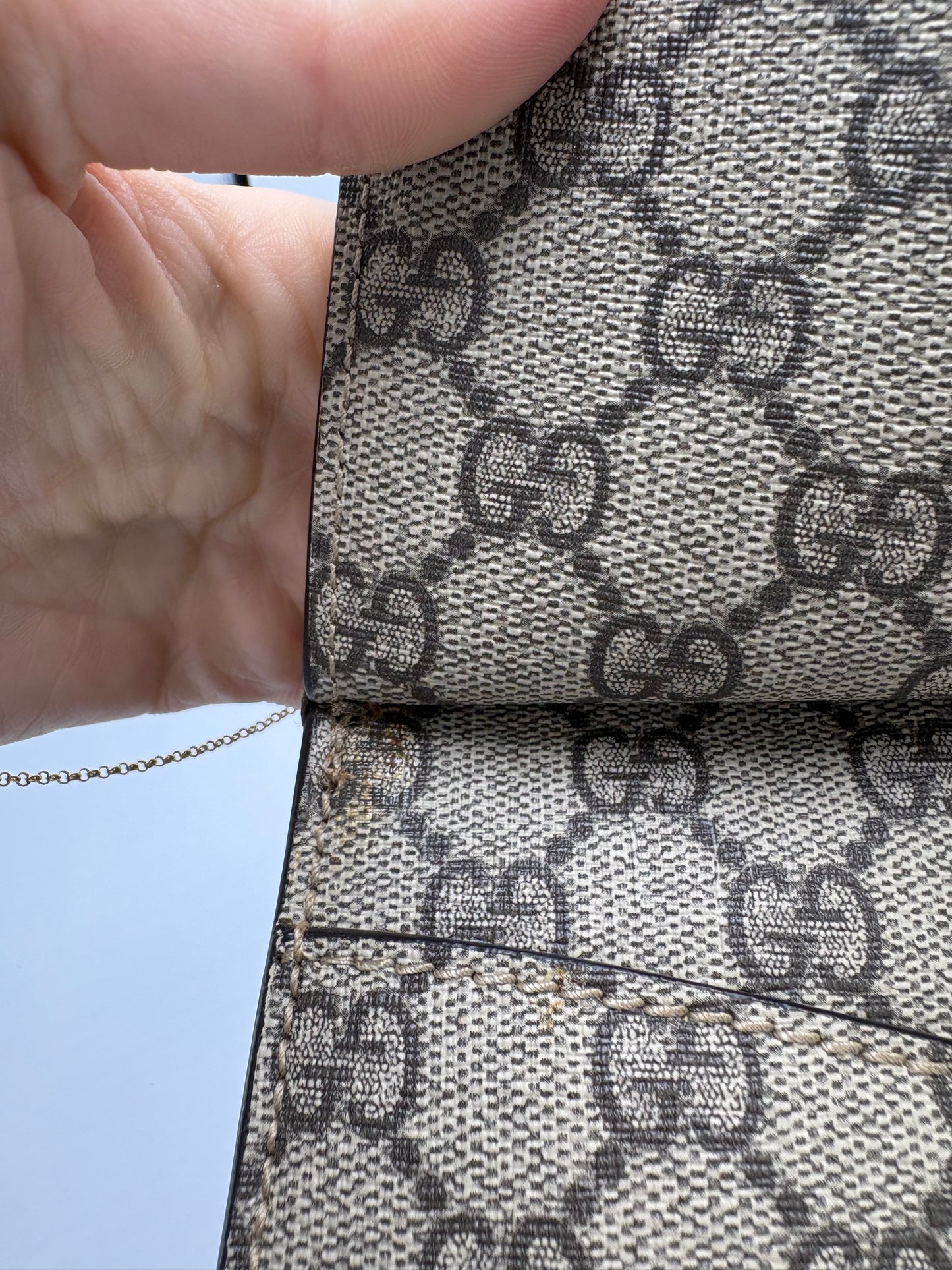 Gucci Dionysus GG Supreme Large Luxury Handbag