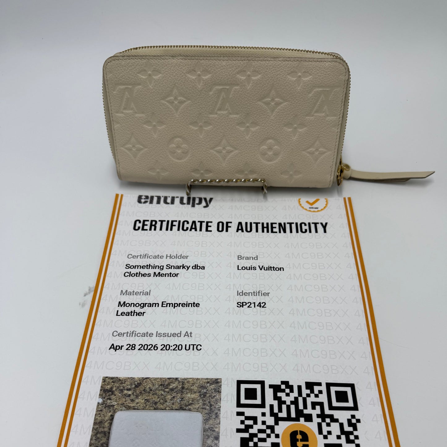 Louis Vuitton Luxury Zippy Wallet