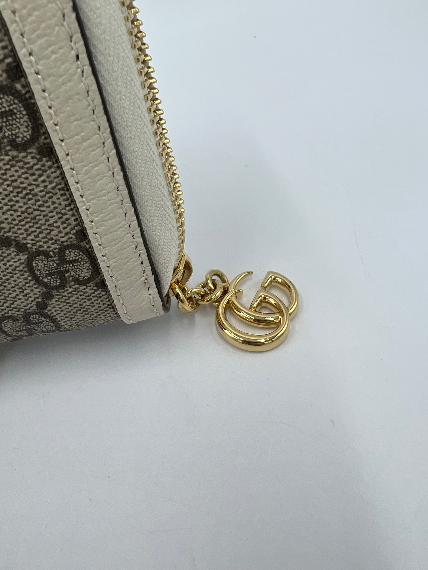 Gucci GG Ophidia Zip Top Designer Wallet