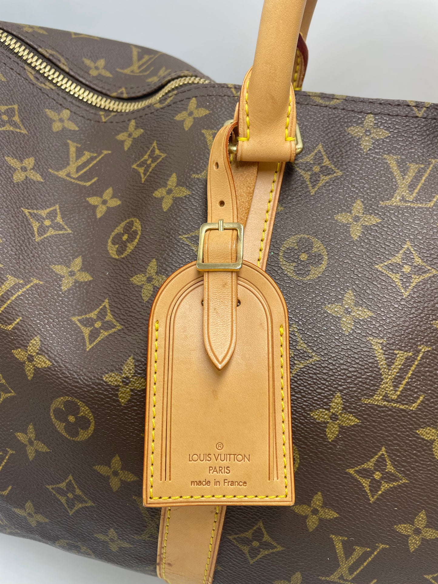 Louis Vuitton Keepall 55 Designer Luxury Handbag / Duffle