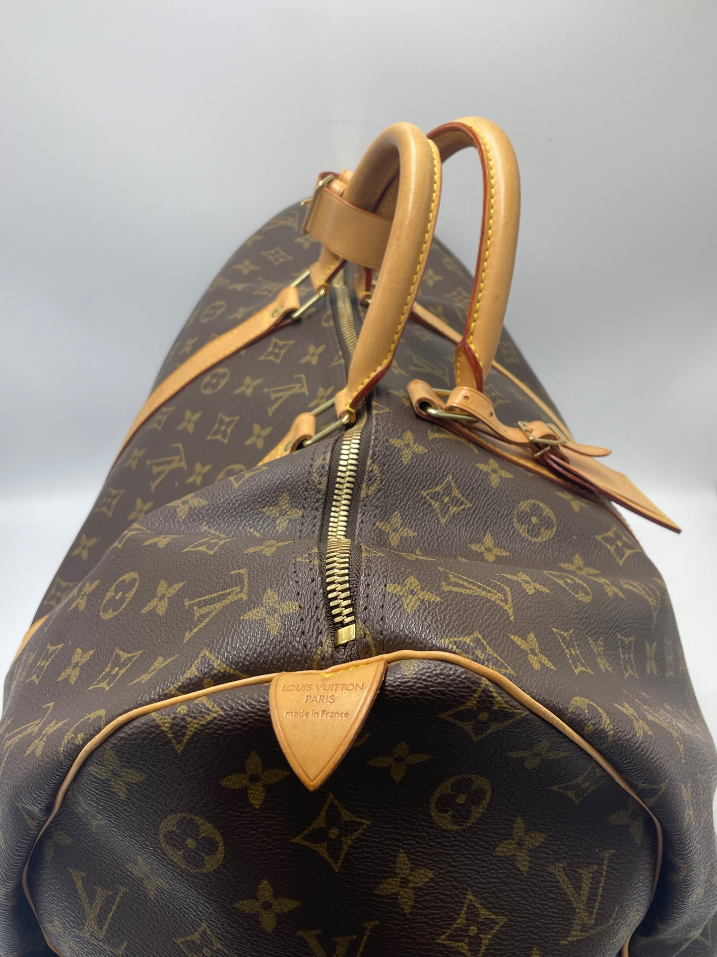 Louis Vuitton Keepall 55 Designer Luxury Handbag / Duffle