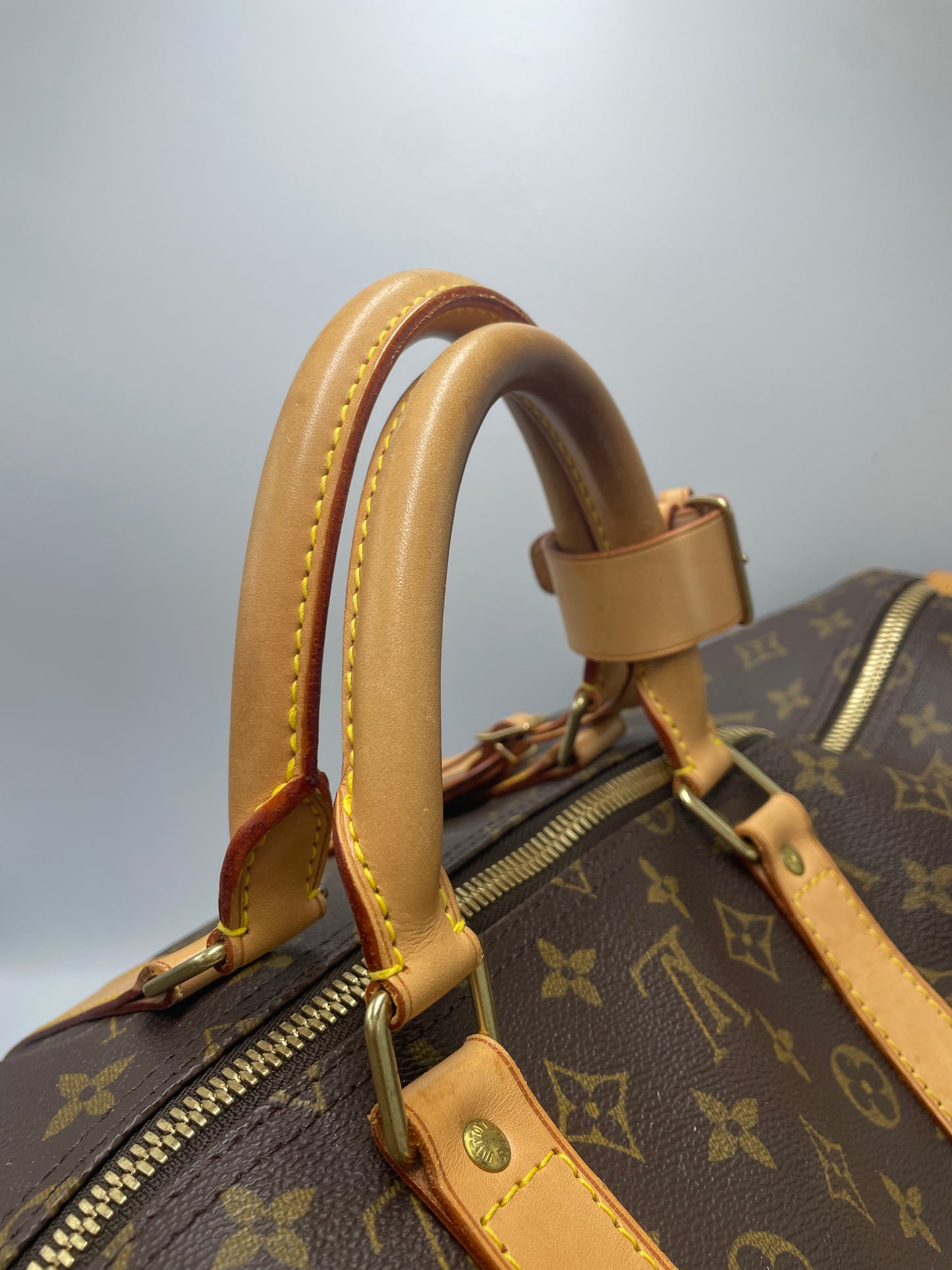 Louis Vuitton Keepall 55 Designer Luxury Handbag / Duffle