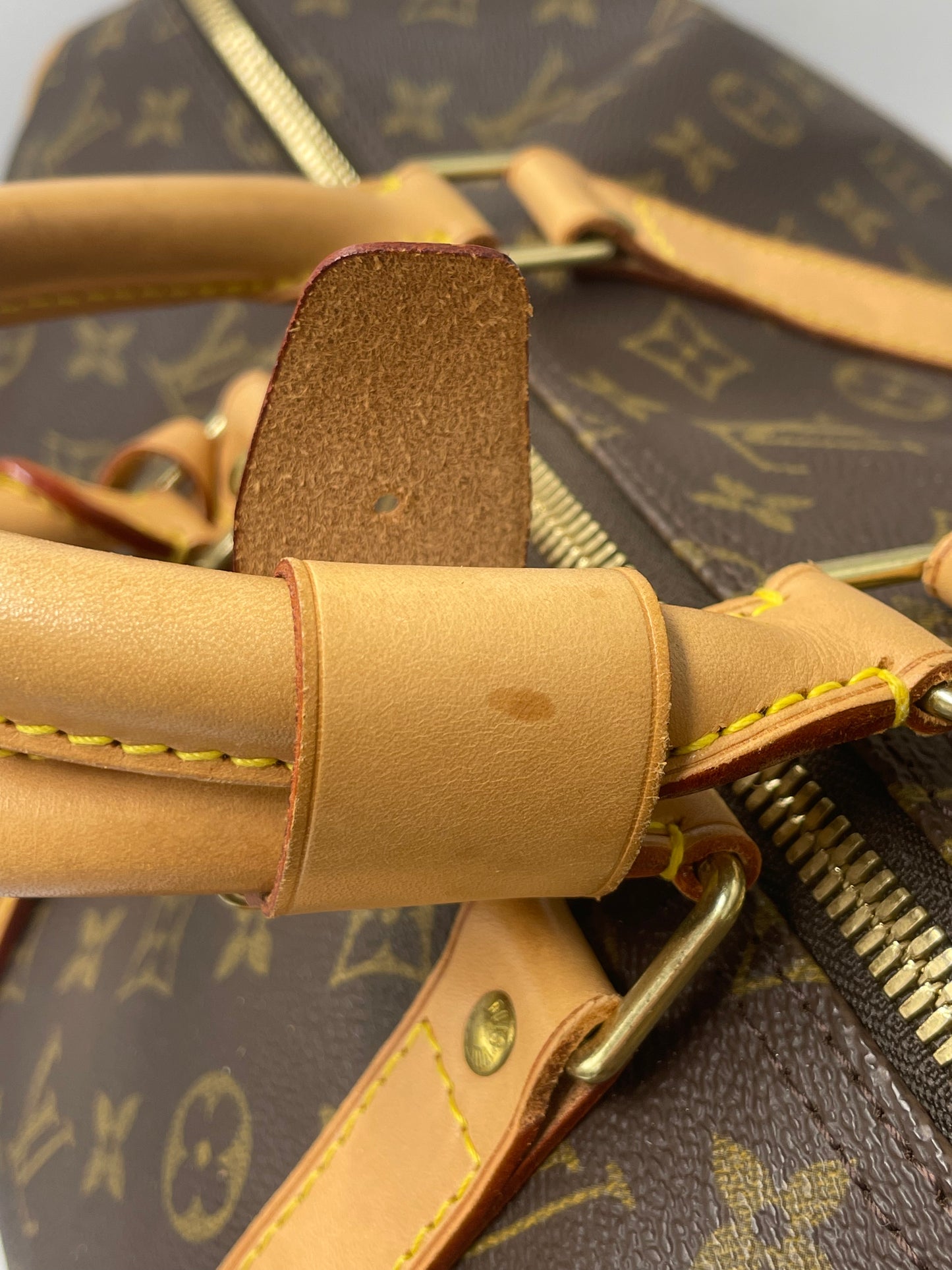 Louis Vuitton Keepall 55 Designer Luxury Handbag / Duffle