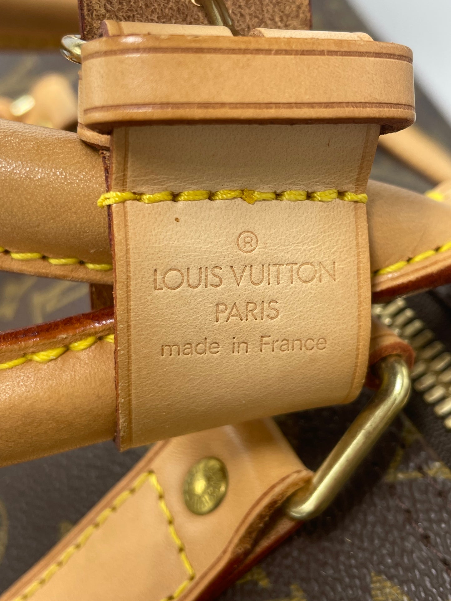 Louis Vuitton Keepall 55 Designer Luxury Handbag / Duffle