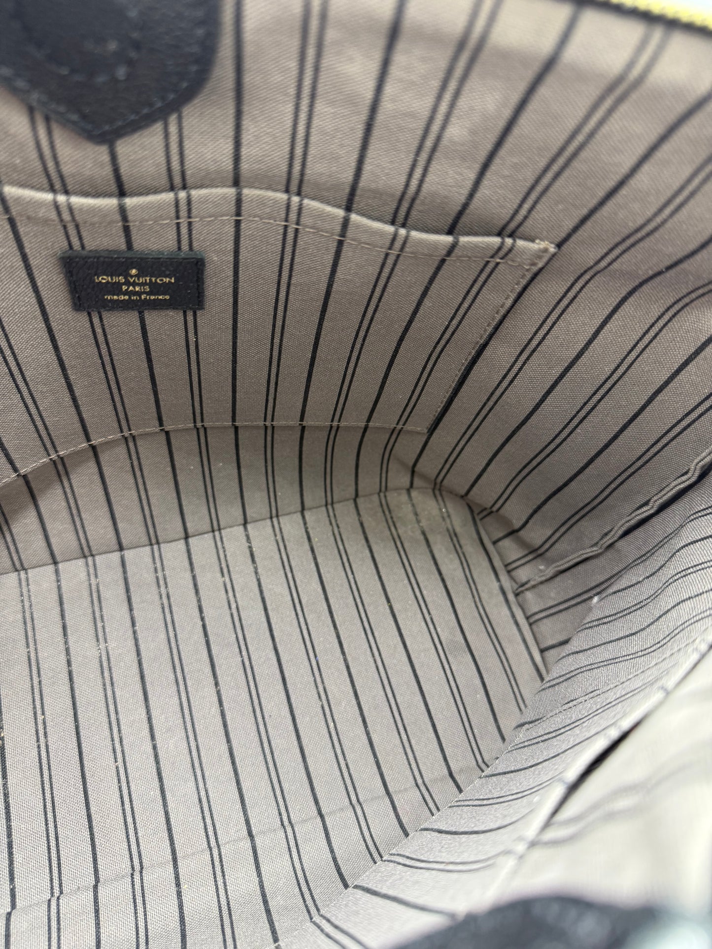 Louis Vuitton Monogram Mazarine MM Luxury Handbag