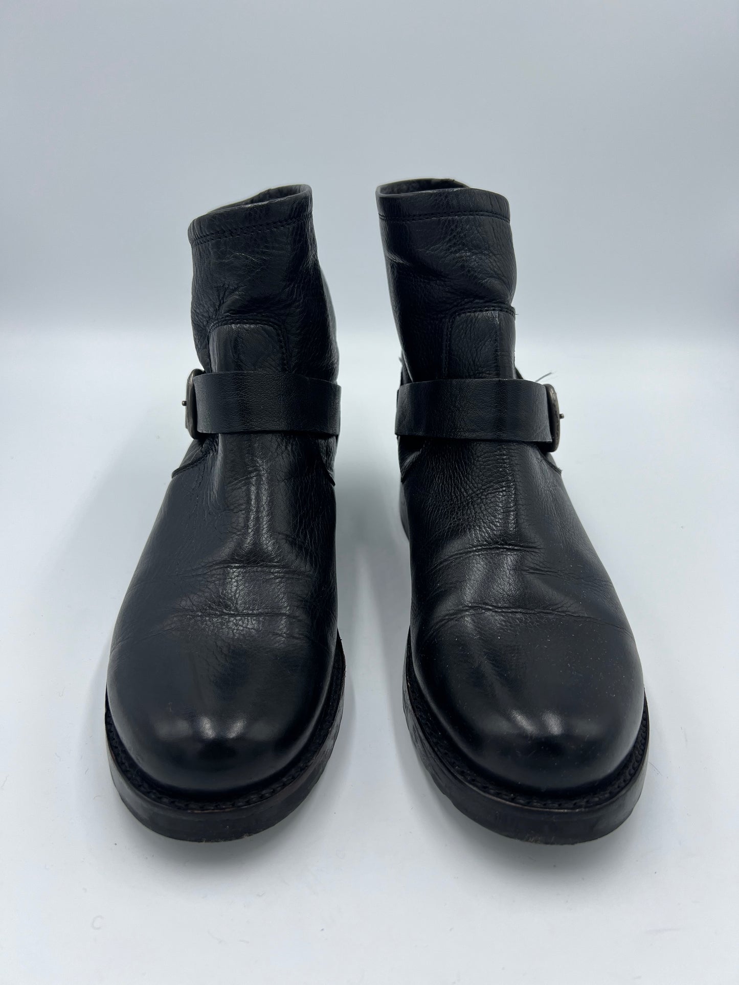 Boots Designer By Frye  Size: 8.5