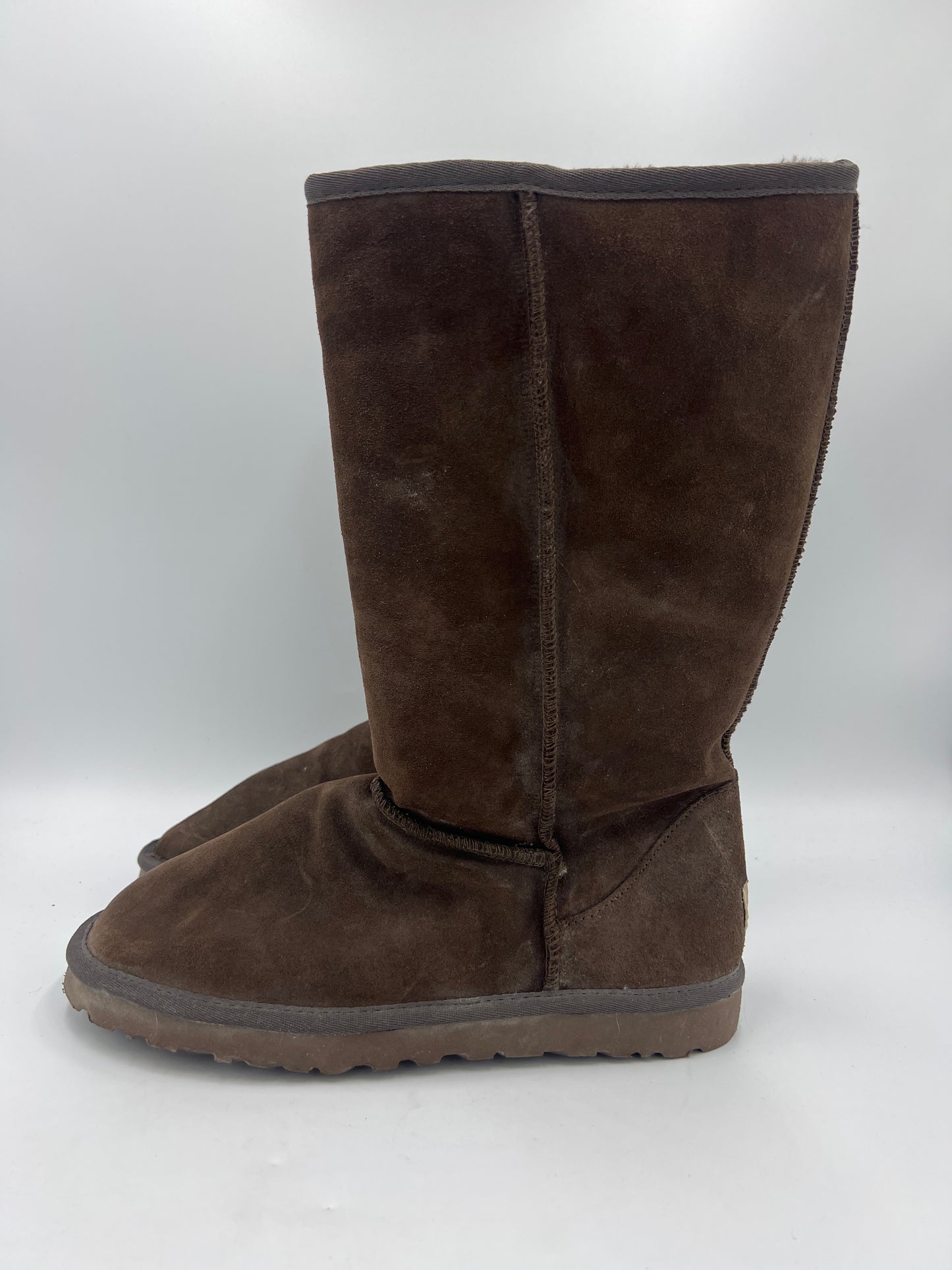 Boots Designer By Ugg  Size: 9